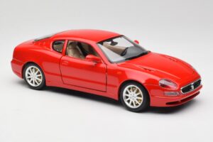 Maserati 3200 GT Rosso Mondiale Bburago 1:18 3341-M1 Druckguss — Bild 6 von 8