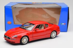 Maserati 3200 GT Rosso Mondiale Bburago 1:18 3341-M1 Druckguss — Bild 8 von 8