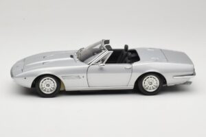 Maserati Ghibli Spyder Silber Minichamps 1:18 100122330 Druckguss — Bild 4 von 7