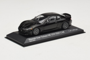 Maserati GranTurismo MC GT4 Schwarz Minichamps 1:43 400101202 Druckguss — Bild 2 von 4