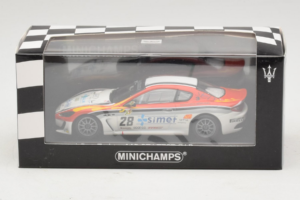 Maserati GranTurismo MC GT4 #28 Smurra / Piancastelli Maserati MC 2010 Minichamps 1:43 400101228 Druckguss — Bild 5 von 5