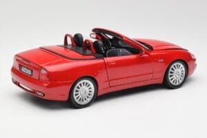 Maserati GT Spyder Rot Bburago 1:18 34097 Druckguss — Bild 3 von 8