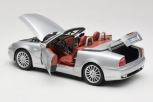 Maserati Spyder Silber Maisto 1:18 31667 Druckguss — Bild 5 von 8