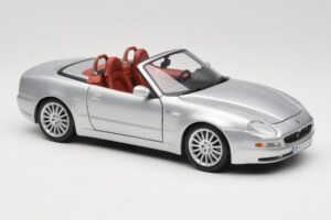 Maserati Spyder Silber Maisto 1:18 31667 Druckguss — Bild 6 von 8