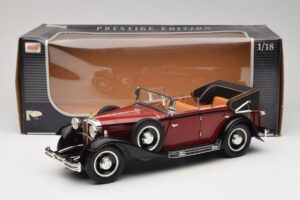 Maybach DS8 Zeppelin Rot Anson 1:18 30413 Druckguss — Bild 8 von 8