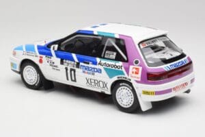 Mazda 323 GTX #10 T. Makinen / S. Harjanne 1000 Lakes Rally 1991 Otto 1:18 OT1099 Resin — Bild 5 von 6