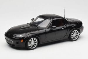 Mazda MX-5 NC Roadster Retractable Hardtop US Spec Schwarz AUTOart 1:18 75971 Druckguss