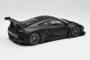 McLaren 12C GT3 Carbon Matt Schwarz Minichamps 1:18 151121390 Druckguss — Bild 2 von 6