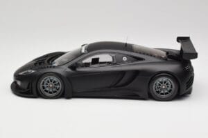 McLaren 12C GT3 Carbon Matt Schwarz Minichamps 1:18 151121390 Druckguss — Bild 3 von 6