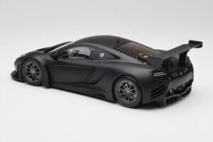 McLaren 12C GT3 Carbon Matt Schwarz Minichamps 1:18 151121390 Druckguss — Bild 5 von 6