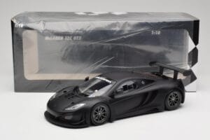 McLaren 12C GT3 Carbon Matt Schwarz Minichamps 1:18 151121390 Druckguss — Bild 6 von 6