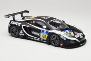 McLaren 12C GT3 Dorr Motorsport #69 C. Adams / M. Klasen 24 Hours Nurburgring 2013 Minichamps 1:18 151131369 Druckguss — Bild 4 von 6