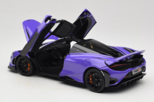 McLaren 765LT Lila HPD 1:18 HPD18005 Druckguss — Bild 5 von 8