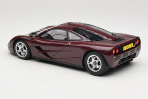 McLaren F1 Burgundy Red GT Spirit 1:18 GT534 Resin — Bild 5 von 6