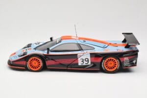 McLaren F1 GTR #39 Gulf R. Bellm / A. Gilbert / M. Sekiya 24 Hours of Le Mans 1997 UT Models 1:18 39725 Druckguss — Bild 4 von 8