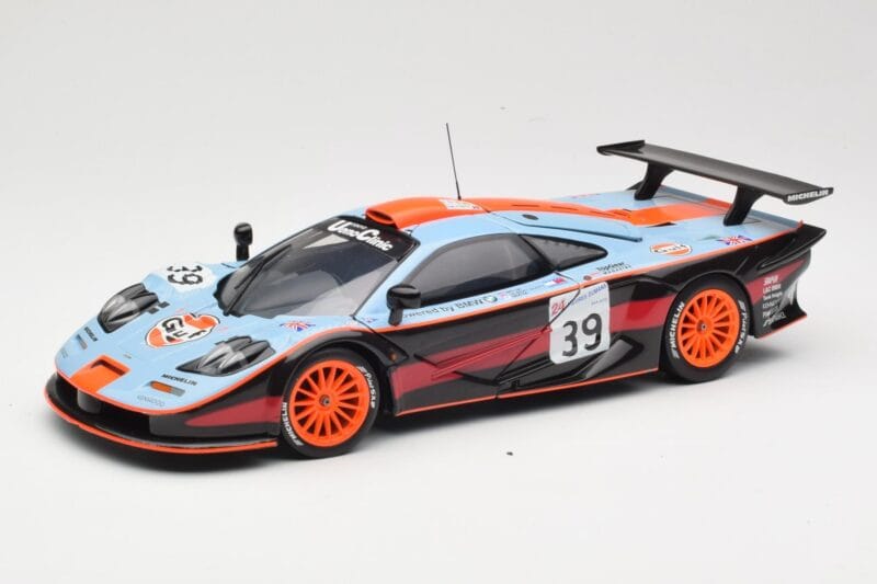 McLaren F1 GTR #39 Gulf R. Bellm / A. Gilbert / M. Sekiya 24 Hours of Le Mans 1997 UT Models 1:18 39725 Druckguss