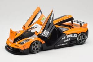 McLaren F1 GTR Kokusai Kaihatsu Racing #53 O. Giroix / J. Sala / P. Deletraz 24 Hours of Le Mans 1996 Minichamps 1:18 5301336 — Bild 2 von 8