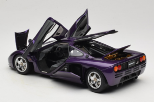 McLaren F1 Lila LCD 1:18 LCD18014-PU Druckguss — Bild 5 von 8