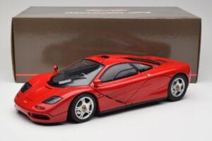 McLaren F1 Rot Minichamps 1:12 530133125 Druckguss — Bild 9 von 9