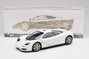 McLaren F1 Weiß Minichamps 1:18 530133424 Druckguss — Bild 8 von 8