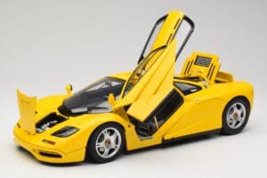 McLaren F1 Gelb Minichamps 1:12 530133121 Druckguss — Bild 2 von 9
