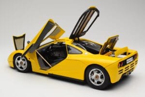 McLaren F1 Gelb Minichamps 1:12 530133121 Druckguss — Bild 6 von 9