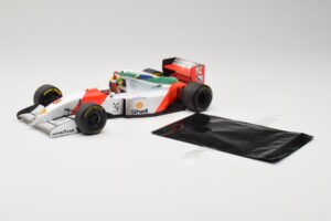 McLaren MP4/8 Ford #8 A. Senna Winner Australian GP 1993 Minichamps 1:18 540933838 Druckguss — Bild 3 von 7