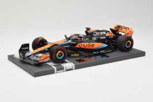 McLaren MCL60 #81 O. Piastri F1 2023 Minichamps 1:18 537231881 Druckguss — Bild 2 von 6