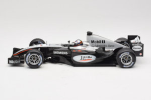 McLaren MP4-19 Mercedes J.P. Montoya Test Car 2005 Minichamps 1:18 533051880 Druckguss — Bild 3 von 7