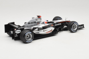 McLaren MP4-20 Mercedes #9 K. Raikkonen F1 2005 Minichamps 1:18 B66962337 Druckguss — Bild 2 von 6
