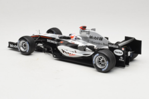 McLaren MP4-20 Mercedes #9 K. Raikkonen F1 2005 Minichamps 1:18 B66962337 Druckguss — Bild 5 von 6