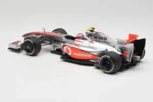 McLaren MP4-24 Mercedes #2 H. Kovalainen F1 2009 Dealer Edition Minichamps 1:18 B66960041 Druckguss — Bild 5 von 7