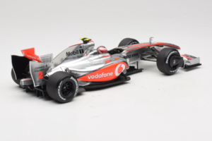 McLaren MP4-24 Mercedes #2 H. Kovalainen F1 2009 Minichamps 1:18 503091802 Druckguss — Bild 2 von 7