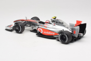 McLaren MP4-24 Mercedes #2 H. Kovalainen F1 2009 Minichamps 1:18 503091802 Druckguss — Bild 5 von 7