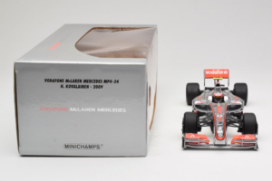 McLaren MP4-24 Mercedes #2 H. Kovalainen F1 2009 Minichamps 1:18 503091802 Druckguss — Bild 6 von 7