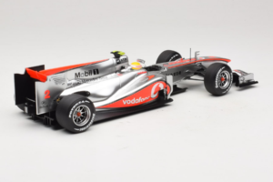 McLaren MP4-25 Mercedes #2 L. Hamilton Vodafone McLaren F1 2010 Minichamps 1:18 530101802 Druckguss — Bild 2 von 7