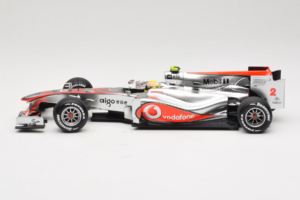McLaren MP4-25 Mercedes #2 L. Hamilton Vodafone McLaren F1 2010 Minichamps 1:18 530101802 Druckguss — Bild 3 von 7
