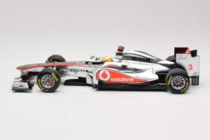 McLaren MP4-26 Mercedes #3 L. Hamilton Vodafone McLaren F1 2011 Minichamps 1:18 530111803 Druckguss — Bild 3 von 7