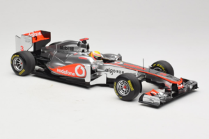 McLaren MP4-26 Mercedes #3 L. Hamilton Vodafone McLaren F1 2011 Minichamps 1:18 530111803 Druckguss — Bild 4 von 7