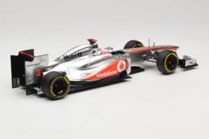 McLaren MP4-27 Mercedes #3 J. Button Vodafone McLaren Showcar F1 2012 Minichamps 1:18 530121873 Druckguss — Bild 2 von 7