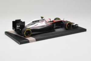 McLaren MP4-30 Honda #22 J. Button McLaren Honda F1 Team Australian Grand Prix 2015 Minichamps 1:18 537151822 Druckguss — Bild 3 von 7