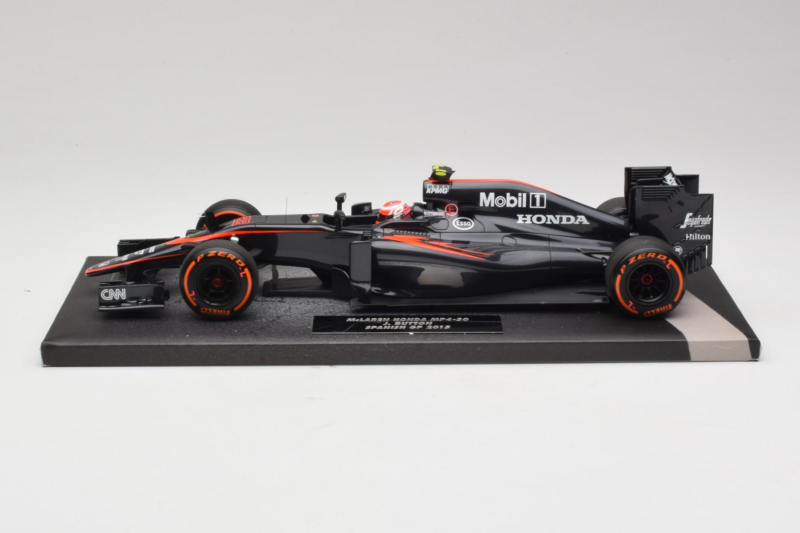 McLaren MP4-30 Honda #22 J. Button McLaren Honda F1 Team Spanish Grand Prix 2015 Minichamps 1:18 537151122 Druckguss