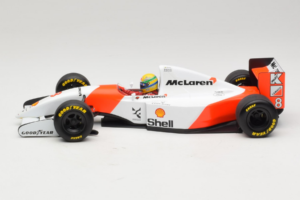 McLaren MP4/8 Ford #8 A. Senna Marlboro McLaren 1993 Minichamps 1:18 540931808 Druckguss — Bild 3 von 7