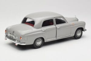 Mercedes 180 W120 Ponton Graphite Grey Revell 1:18 08974 Druckguss — Bild 3 von 8