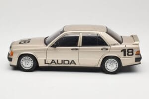 Mercedes 190E 2.3-16 W201 #1 N. Lauda Race of Champions Nurburgring 1984 AUTOart 1:18 88431 Druckguss — Bild 4 von 8