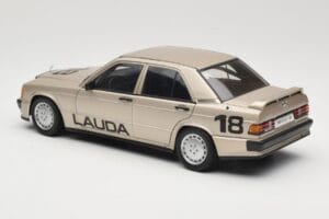 Mercedes 190E 2.3-16 W201 #1 N. Lauda Race of Champions Nurburgring 1984 AUTOart 1:18 88431 Druckguss — Bild 7 von 8