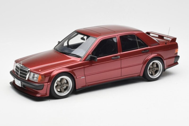 Mercedes 190E 2.5-16 W201 RAUH-Welt Republik Rot Otto 1:18 OT1083 Resin