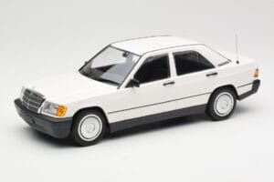 Mercedes 190E W201 Weiß Minichamps 1:18 155037002 Druckguss
