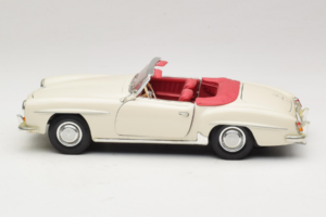 Mercedes 190SL Weiß Maisto 1:18 50274 Druckguss — Bild 4 von 8