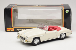 Mercedes 190SL Weiß Maisto 1:18 50274 Druckguss — Bild 8 von 8